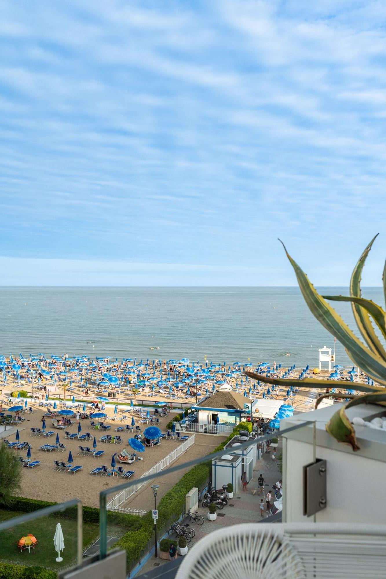 Hotel Mariver Лідо-ді-Єзоло Номер фото